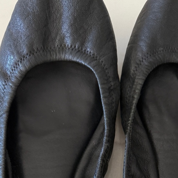 Tory Burch Eddie Scrunch Ballet Flats in Black (Size 9.5) - Picture 4 of 5